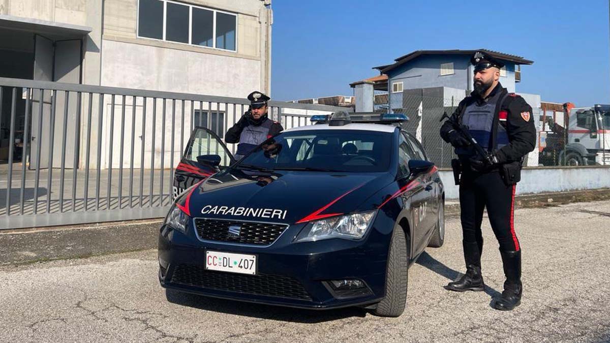 cc 112 carabinieri controlli posto di blocco teramo e teramano